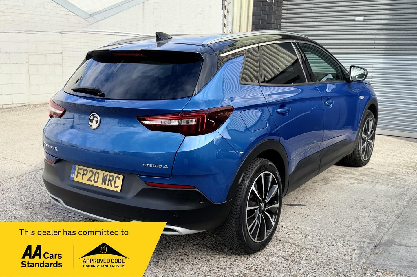 Vauxhall Grandland X Right Side